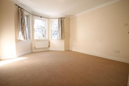 2 bedroom apartment to rent Church Court, Dolphin Close, Surbiton, KT6 - Photo 3