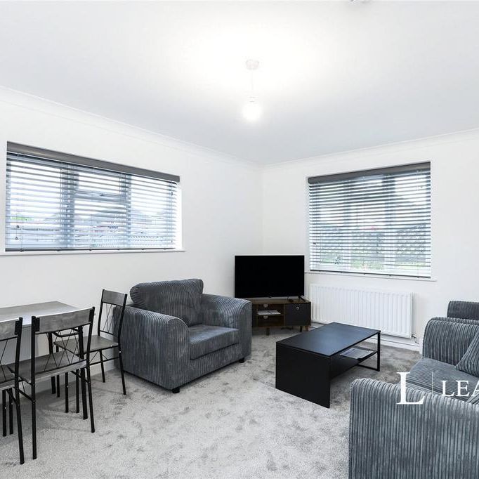 1 bedroom in a house share to rent - Photo 1