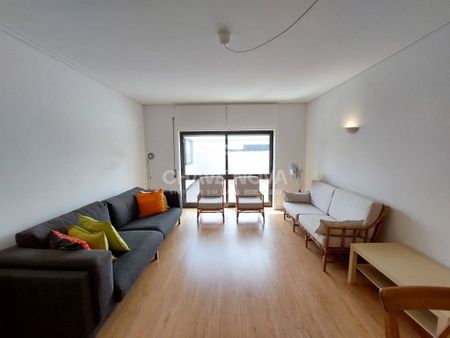 2 bedroom luxury Flat for rent in Matosinhos, Portugal - Photo 2