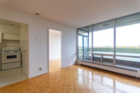 Mooney's Bay area apartment complex on Norberry Crescent and Springland Drive offering charming and affordable rental un - Photo 3