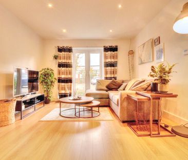 2 bedroom flat to rent - Photo 1