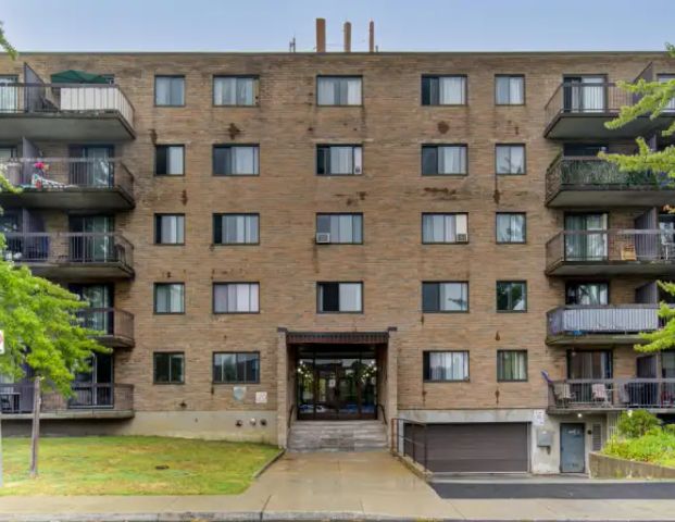 453 rue Darontal | 453 Rue Darontal, Boucherville - Photo 1