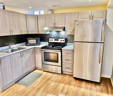 For Lease - 3366 Covent Crescent, Mississauga, Ontario - Photo 1