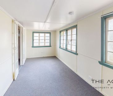 Charming Two-Story Home - Photo 5