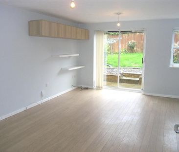 2 bedroom end of terrace house to rent - Photo 1