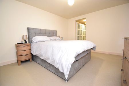 Grosvenor Place, Colchester, Essex, CO1 2ZD - Photo 2