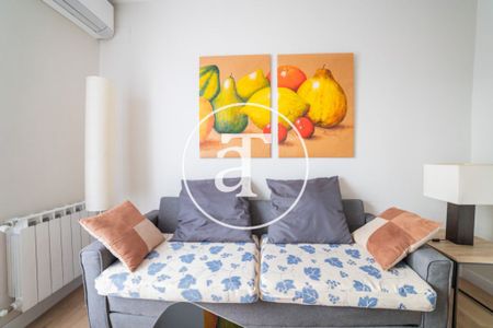 Monthly rental apartment with1 bedroom with walk-in closet and balcony in Latina district - Photo 4