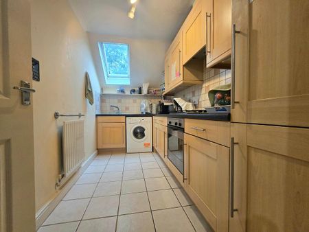 2 bedroom flat to rent - Photo 5