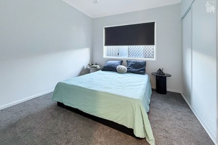 1 Bowie Avenue, - Photo 4