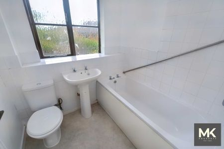 Wagner Close, Browns Wood - Photo 4