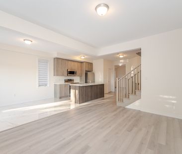 For Lease - 1460 Rose Way, Milton, Ontario - Photo 3