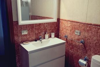 **Se alquila en Costa del Silencio apartamento de 2 dormitorios.