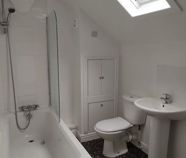 Studio Flat, Salisbury Road, M21 - Photo 6