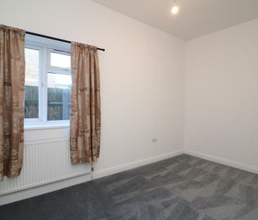 3 bedroom maisonette to rent - Photo 3