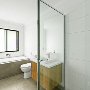 Location Location! - Photo 3