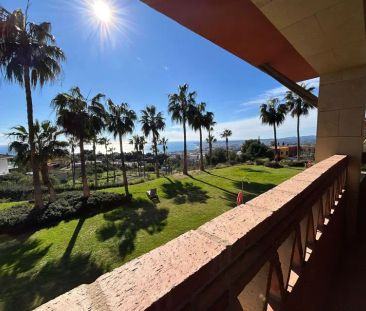 Alquiler de piso en Avenida Retamar s/n - Photo 3