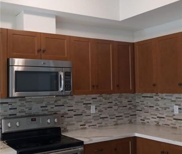 For Lease - 8 Lakelawn Road Unit# 62, Grimsby, Ontario - Photo 2