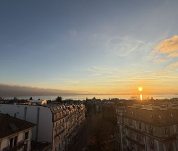 Loft in the attic under the station in Lausanne - Photo 4