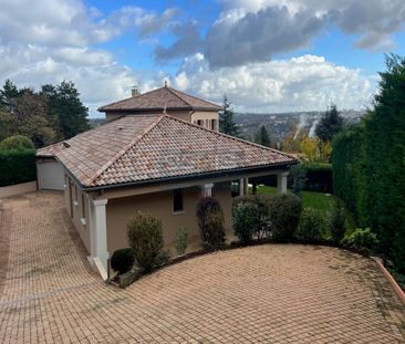 Sur les hauteurs de Collonges au mont d or maison de 295 m2 , 5ch p... - Photo 2