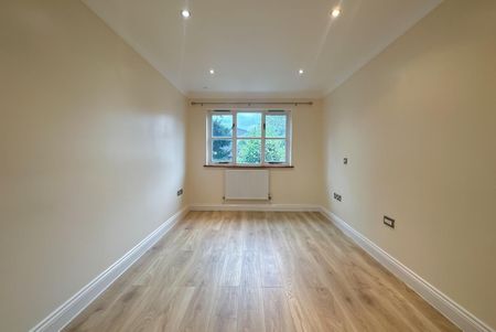 Rojack Road, London SE23 - Photo 2