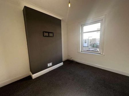 James Street, Grimsby, DN31 - Photo 5