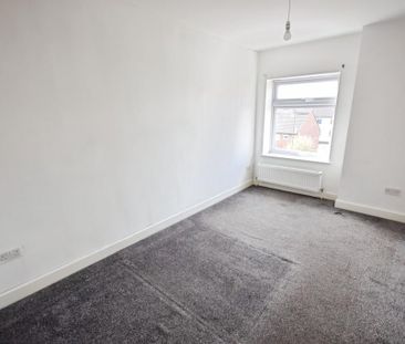 4 bedroom terraced house to rent - Photo 5
