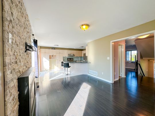 For Lease - 216 Equator Crescent, Vaughan, Ontario - Photo 1