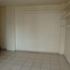 Location Appartement 1 pièce 18m² ISSY LES MOULINEAUX 92130 - Photo 2