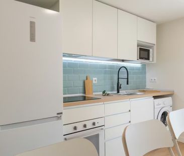 Avenida del Cardenal Herrera Oria, Madrid, Community of Madrid 28034 - Foto 4