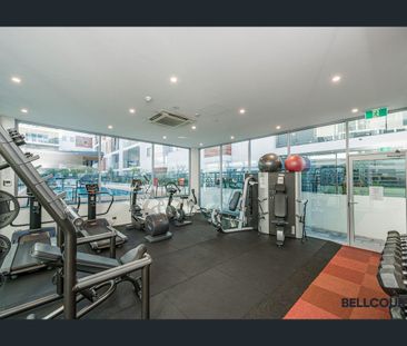 Modern Two-Bedroom Apartment with Resort-Style Amenities in Rivervale - Photo 5