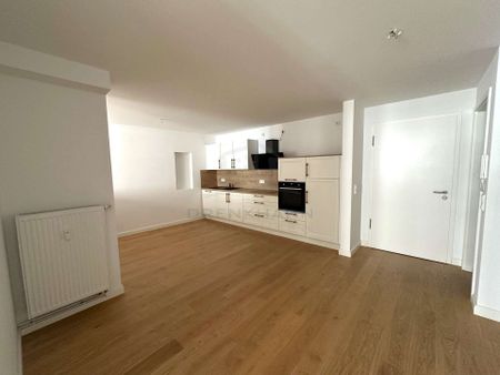 Perfekte Stadtwohnung mit Aufzug, Einbauküche und optimaler Verkehrsanbindung in Rostock-Stadtmitte - Foto 4