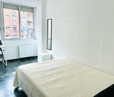 Calle Pascual Hermanos, Alcobendas, Community of Madrid 28100 - Photo 2