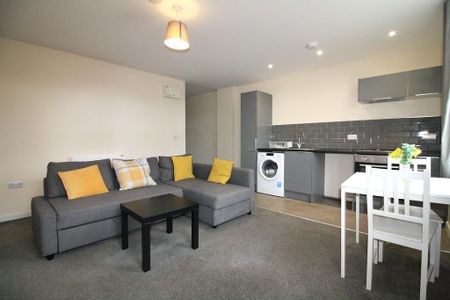 1 bedroom flat to rent - Photo 2