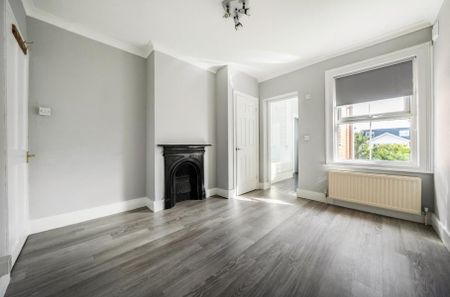 3 bedroom terraced house to rent - Photo 2