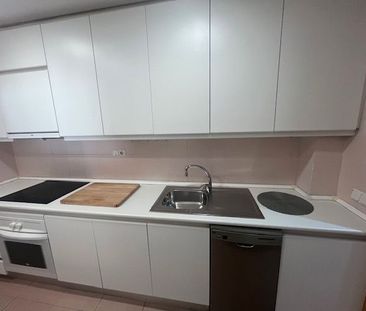 Piso de alquiler en Carrer de la Mina, Centre - Estació - Photo 1