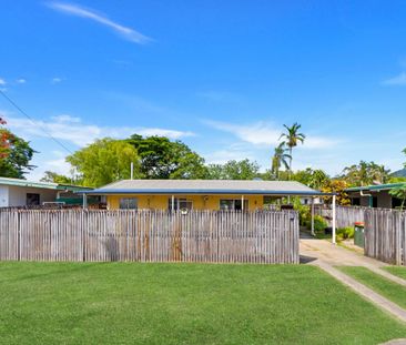 SIDE ACCESS - 5.9M X 5.9 M SHED! - Photo 2