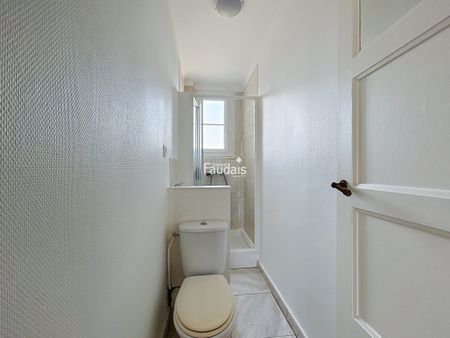 Location Appartement 6 pièces 166m² ST LO 50000 - Photo 5