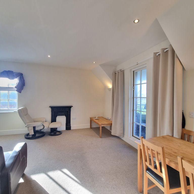 1 bedroom flat to rent - Photo 1