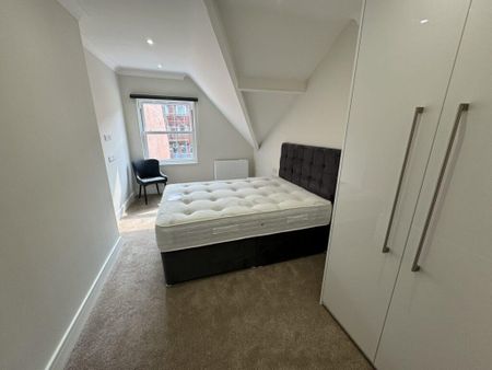 1 bedroom flat to rent - Photo 2