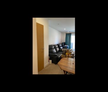 1 Bed Flat, John Thornycroft Road, SO19 - Photo 3