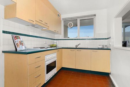 FANTASTIC 1 BEDROOM APARTMENT - Photo 5