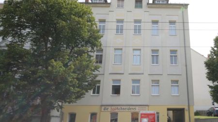 Zentrale Lage mit sehr guter Anbindung an ÖPNV - Foto 3