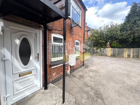 Studio to rent - Photo 5