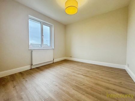 4 bedroom bungalow to rent - Photo 3