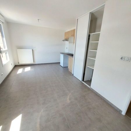 Location Appartement 1 pièce 27m² TOULOUSE 31300 - Photo 4