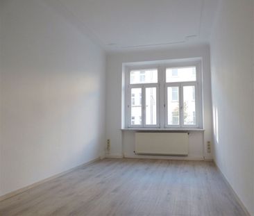 Schön geschnittene 3-Zi. Whg. mit Balkon, Laminat, EBK mgl., WG gee... - Foto 3