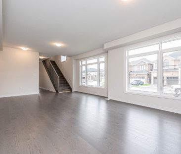 For Lease - 19 Valleybrook Road Unit# Upper, Barrie, Ontario - Photo 3