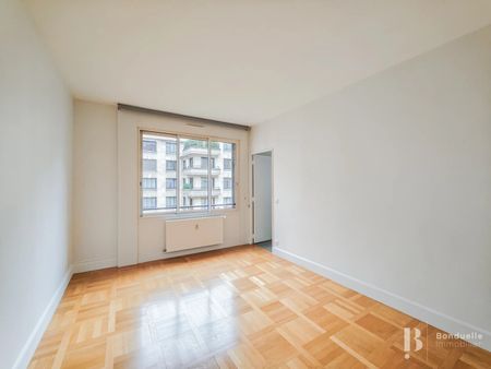 Appartement • Chaillot - Photo 2