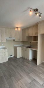 TRÈS BEAU 4 1/2 - LIBRE IMMÉDIATEMENT - RÉNOVÉ - Photo 3