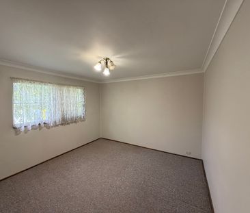 Charming Country Cottage with Acreage - Photo 2